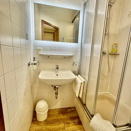 Hotel-heilsberg Bed & Breakfast *
