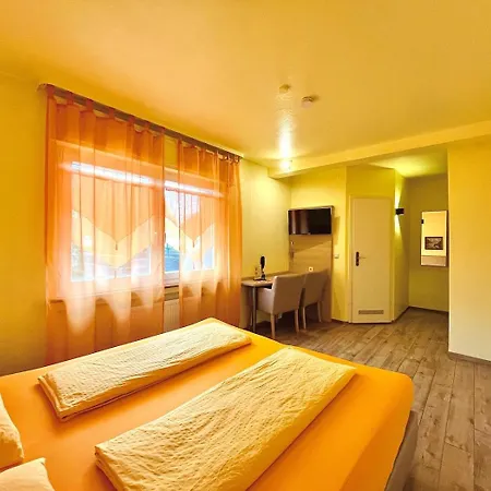 Hotel-heilsberg B&B 고트마딩겐