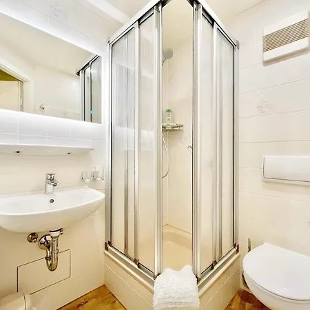 Hotel-heilsberg 3* 戈特马丁根