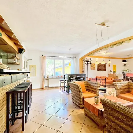 Bed and Breakfast Hotel-heilsberg 3*