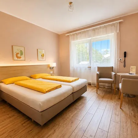住宿加早餐酒店 Hotel-heilsberg 3*