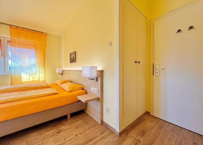 Bed & Breakfast Hotel-heilsberg 3*