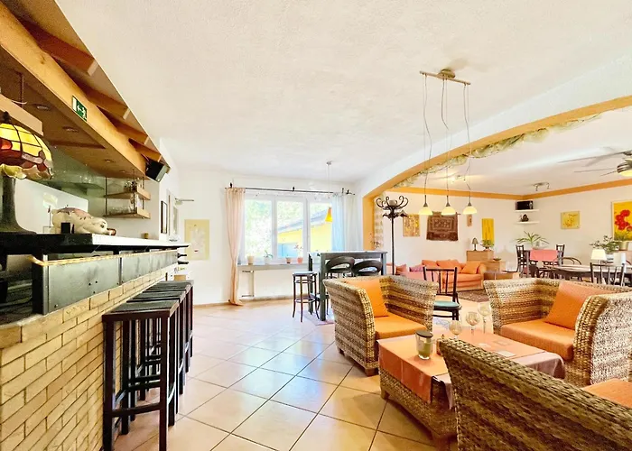 Bed & Breakfast Hotel-heilsberg 3*